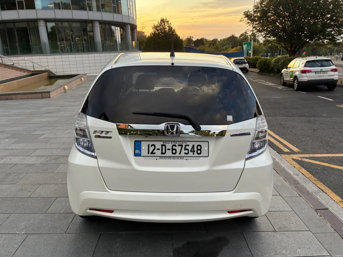 Honda Fit Hybrid Auto - 0872558536 - Image 6