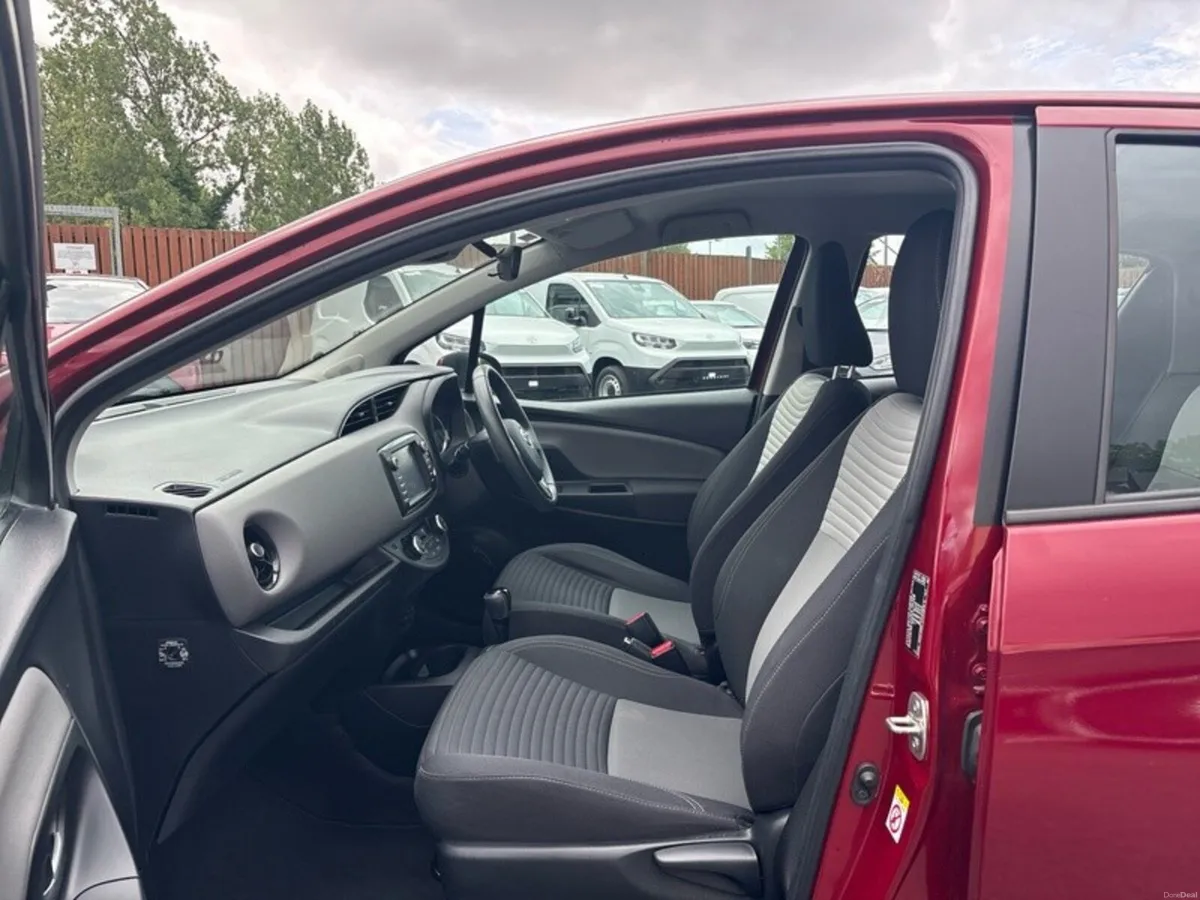 Toyota Yaris HY HYBRID 5DR LUNA 4DR AUTO - Image 6