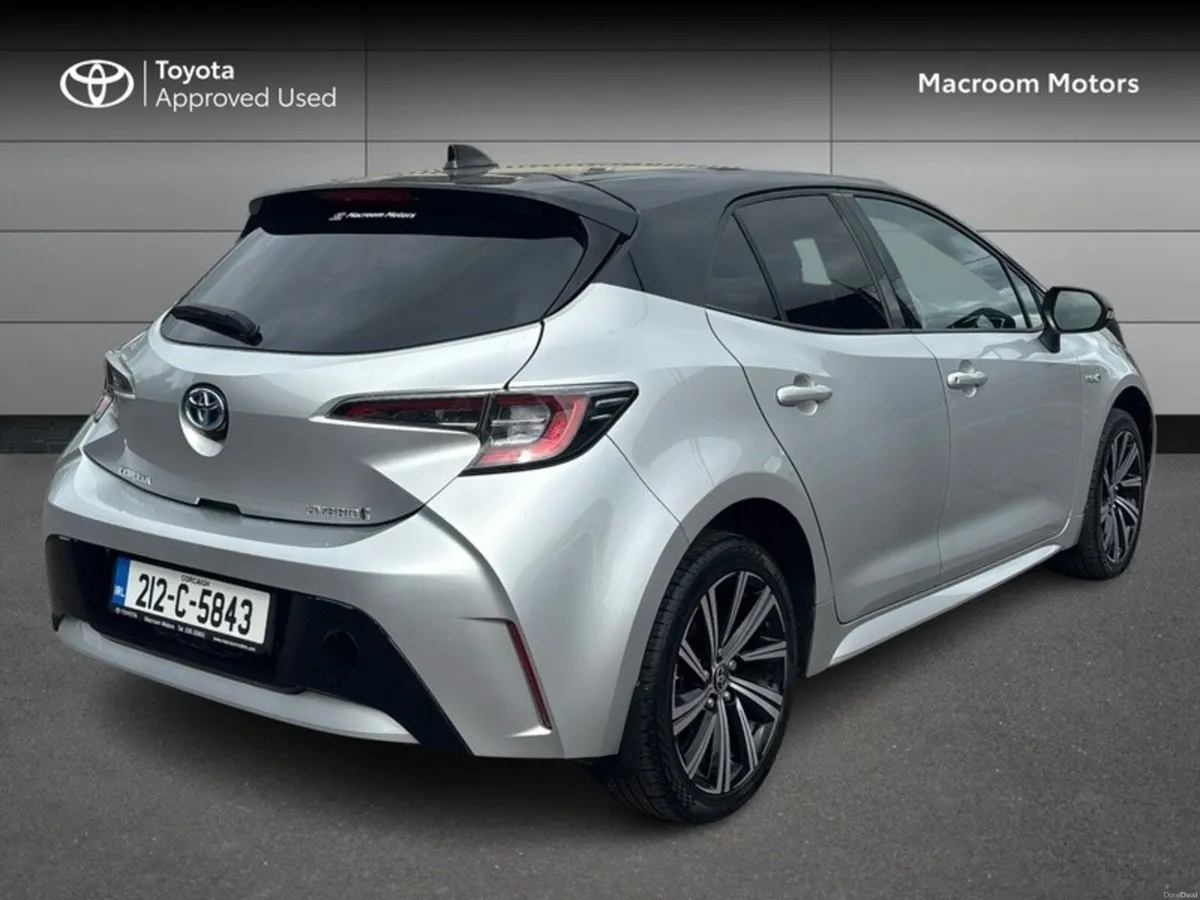 Toyota Corolla HYBRID L/SPORT HB 4DR AUTO - Image 2
