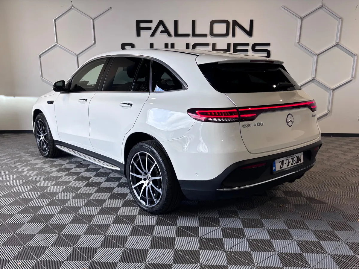 MERCEDES BENZ EQC 400 AMG LINE 4MATIC - Image 3