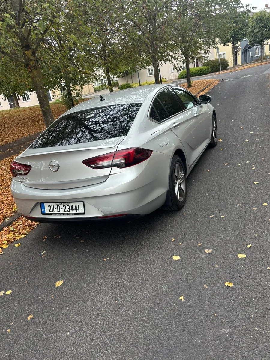 2021 Opel Insignia - Image 2