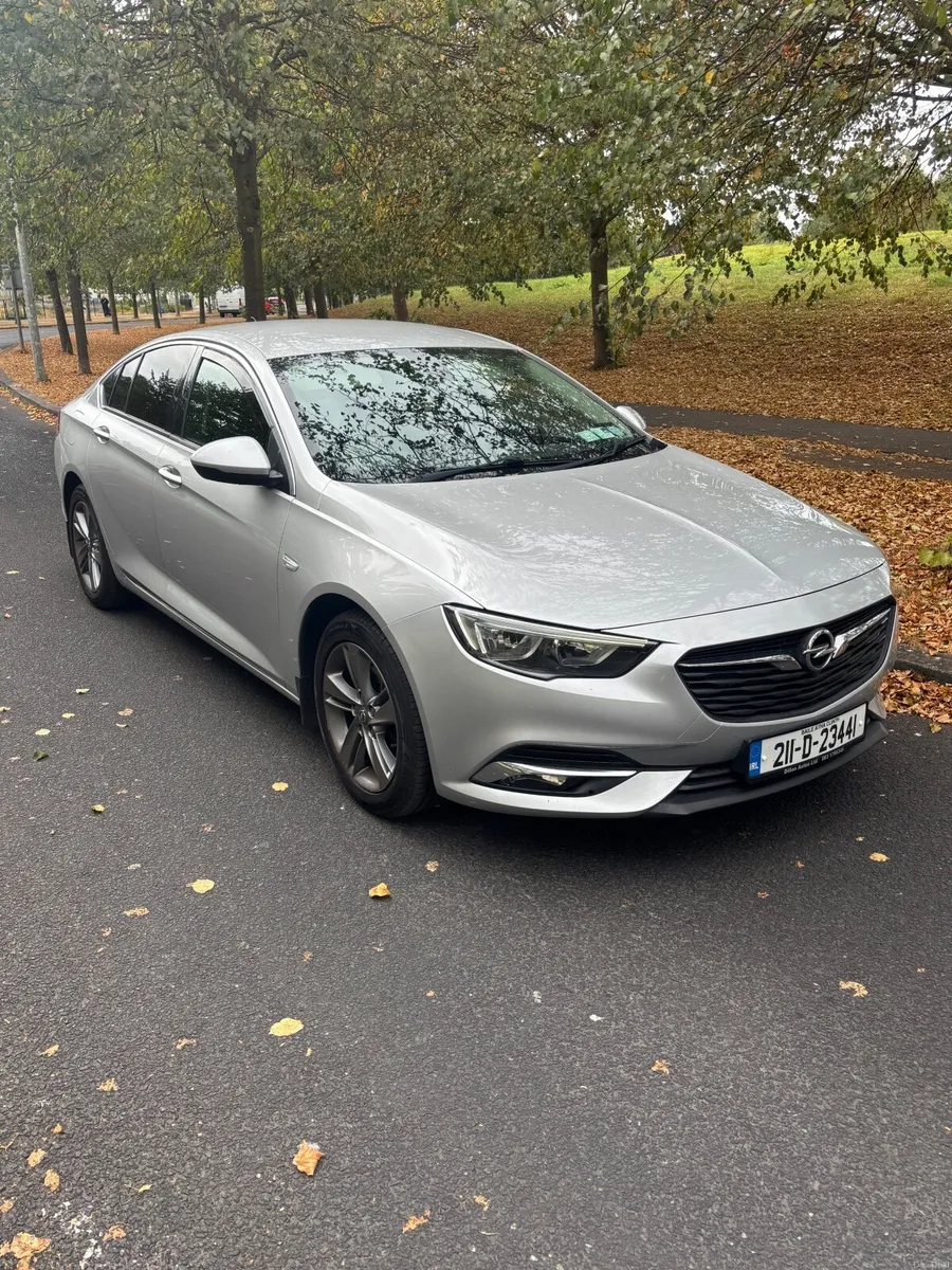 2021 Opel Insignia - Image 3