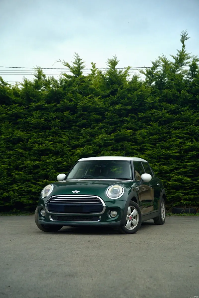 MINI Cooper 1.5 2015 - Image 1
