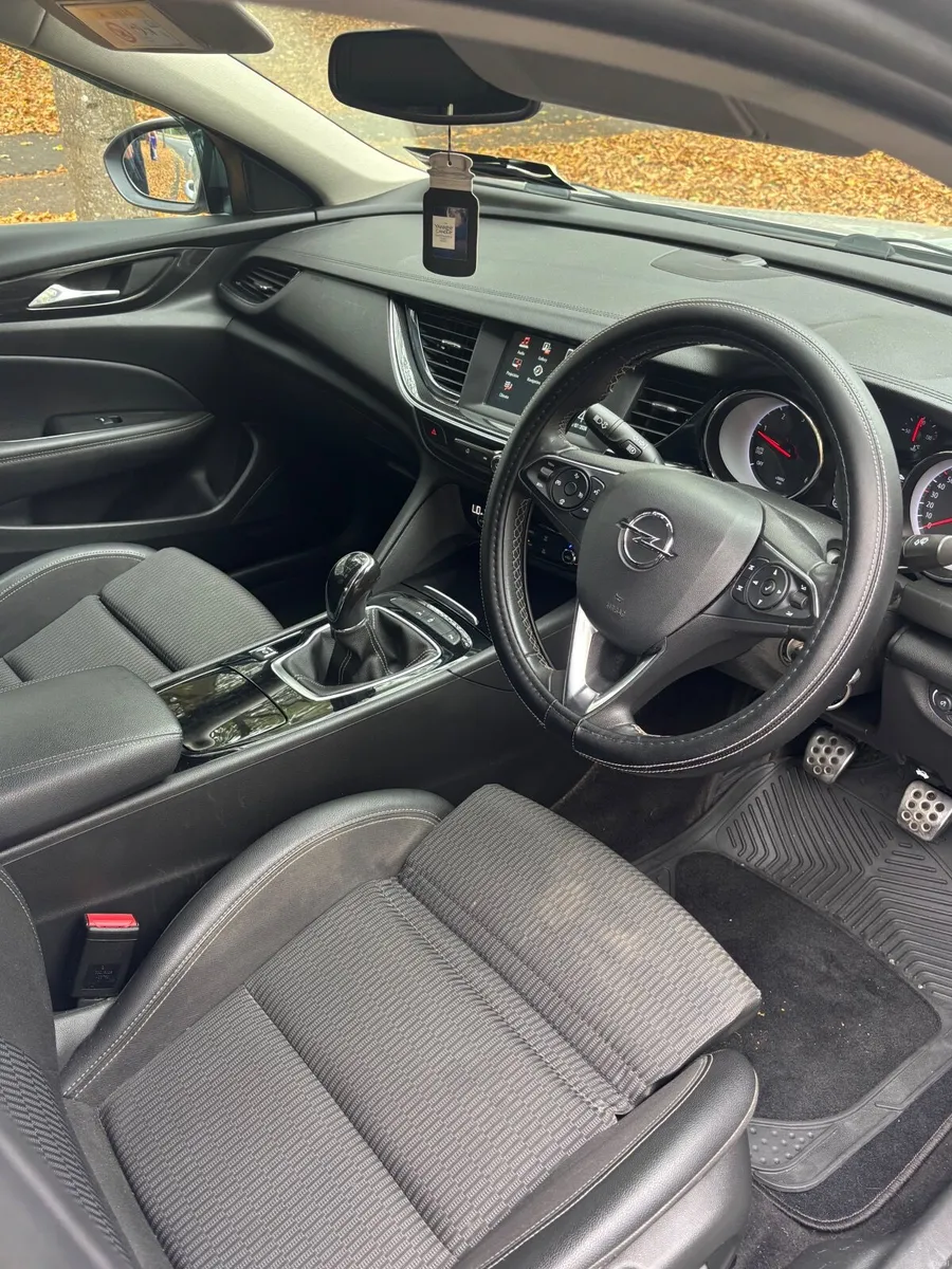 2021 Opel Insignia - Image 5