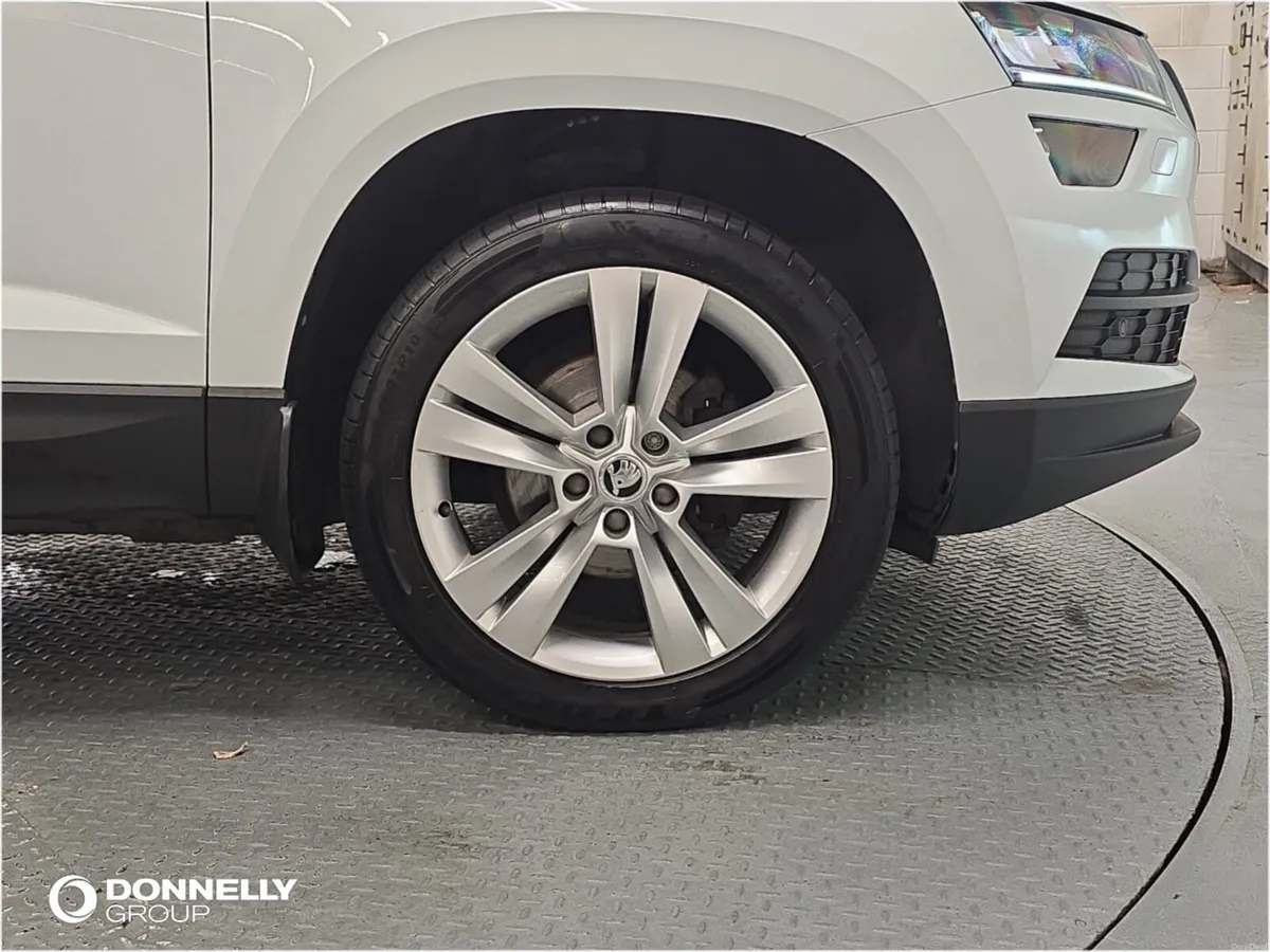 Skoda KAROQ Estate SE L - Image 5