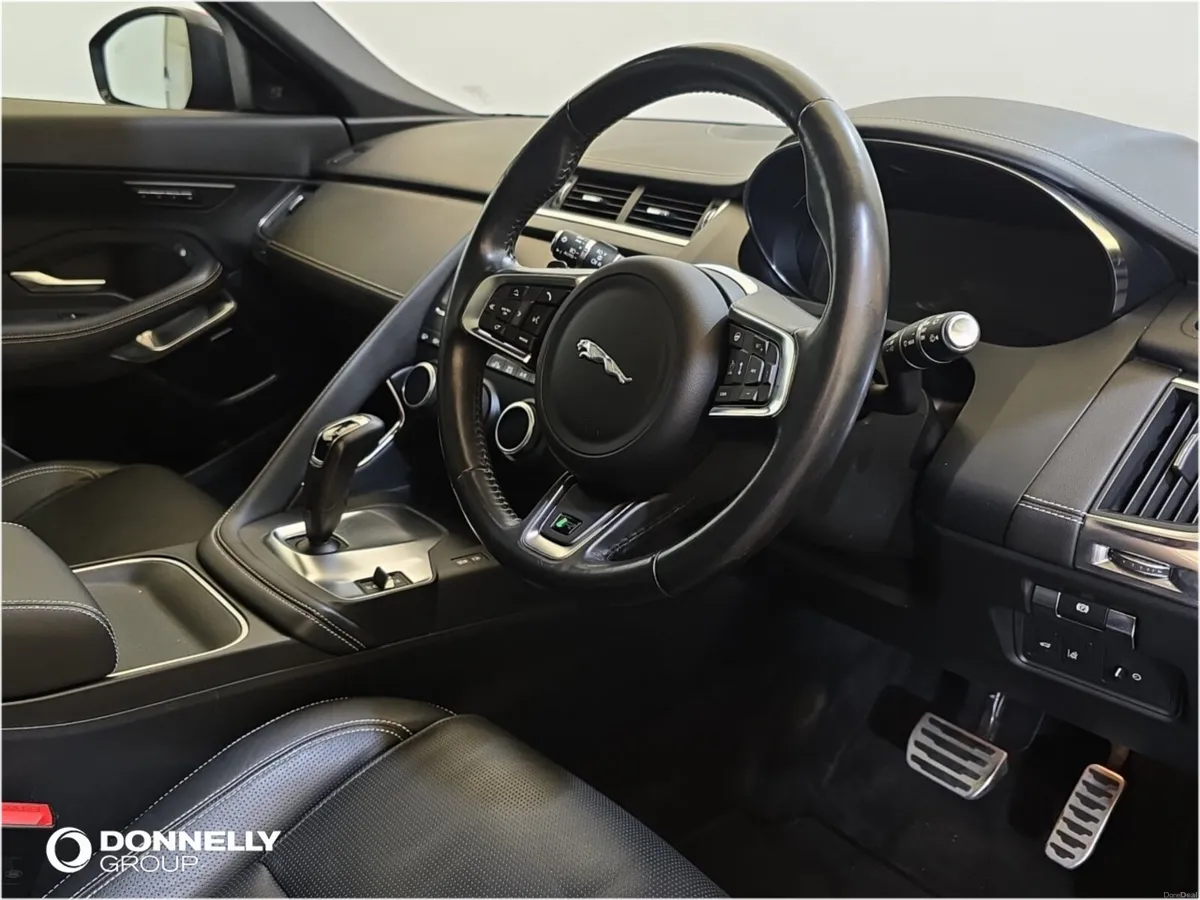 Jaguar E-pace Diesel Estate R-Dynamic HSE - Image 4