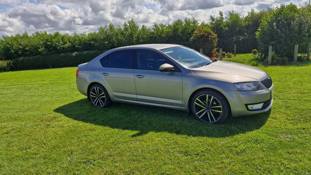 Skoda Octavia 2014 - Image 1