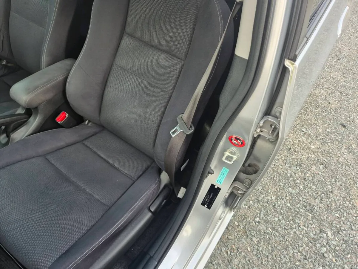 2012 Honda Insight 1.3 Hybrid - Image 6
