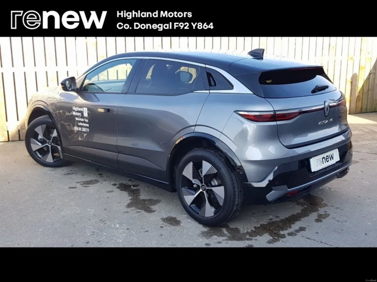 Renault Megane MEGANE TECHNO EV60 220BHP  AC11K - Image 3