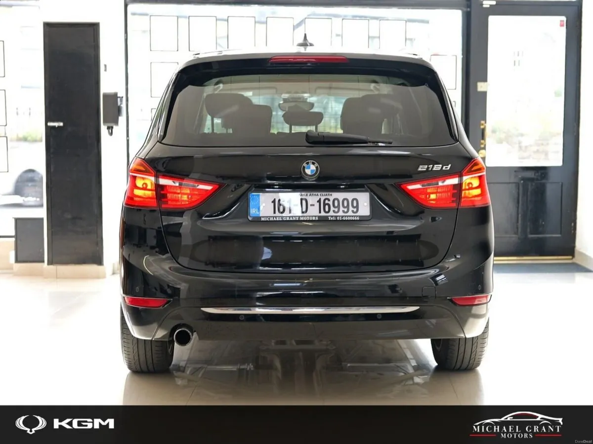 BMW 2-Series 7 SEATER GRAN TOURER 218D LUXURY 2 OW - Image 6