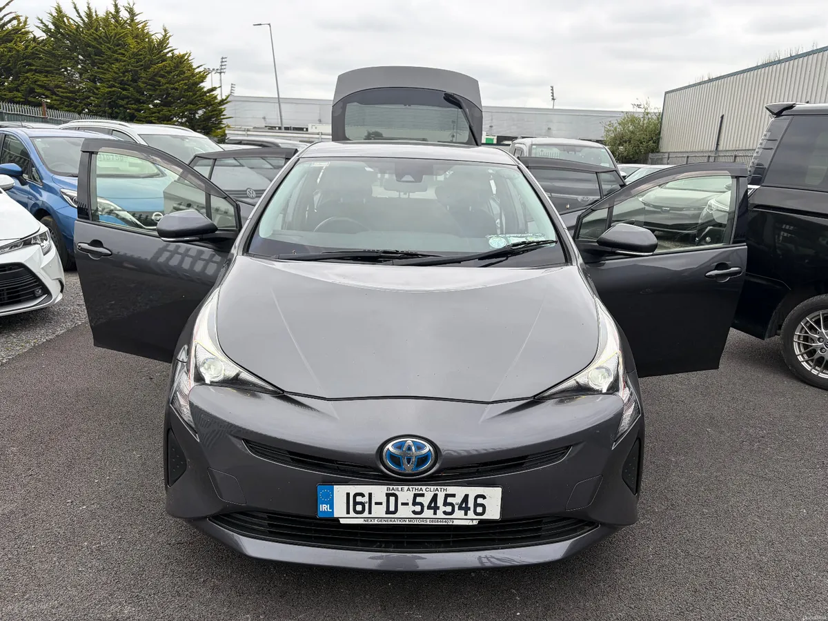 2016 Toyota Prius Self Charge Hybrid Automatic - Image 6