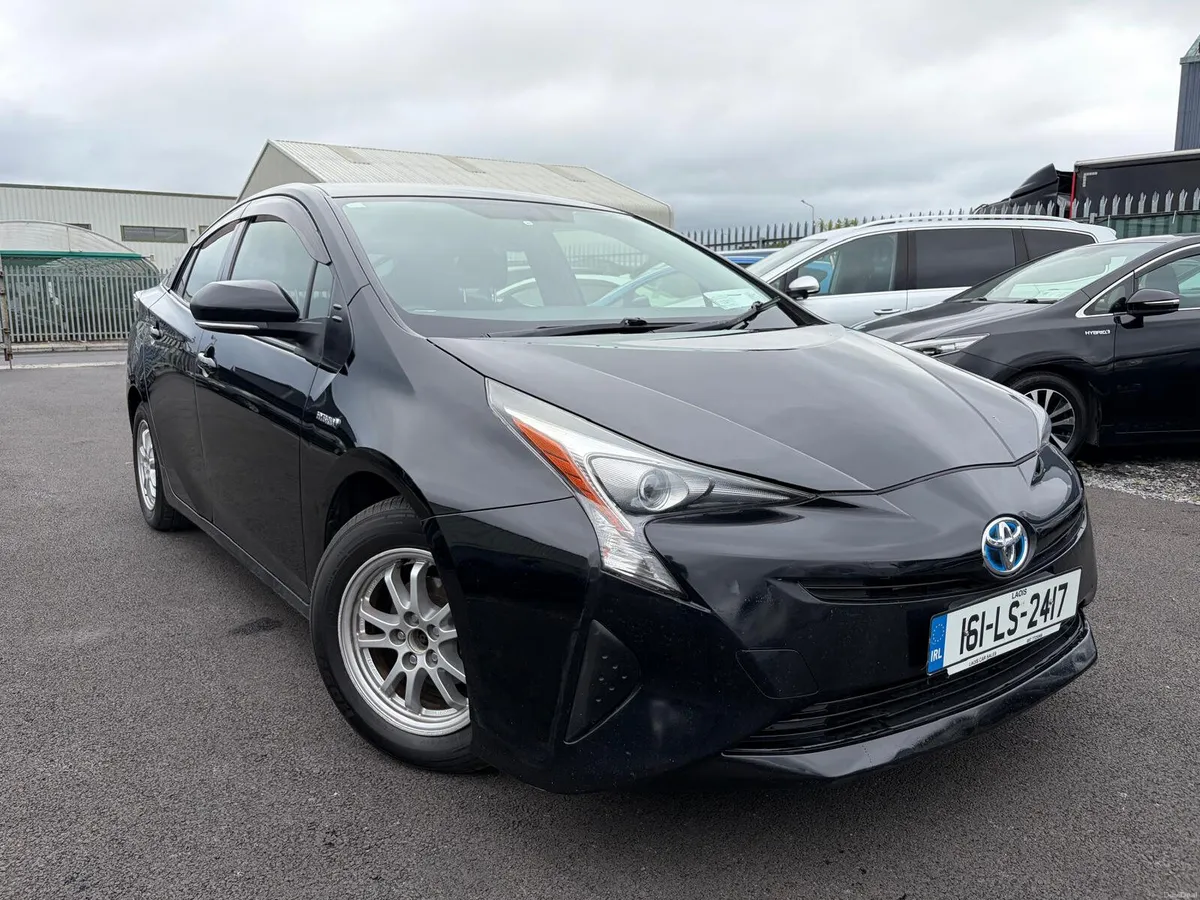 2016 Toyota Prius 1.8 HYBRID AUTOMATIC - Image 1