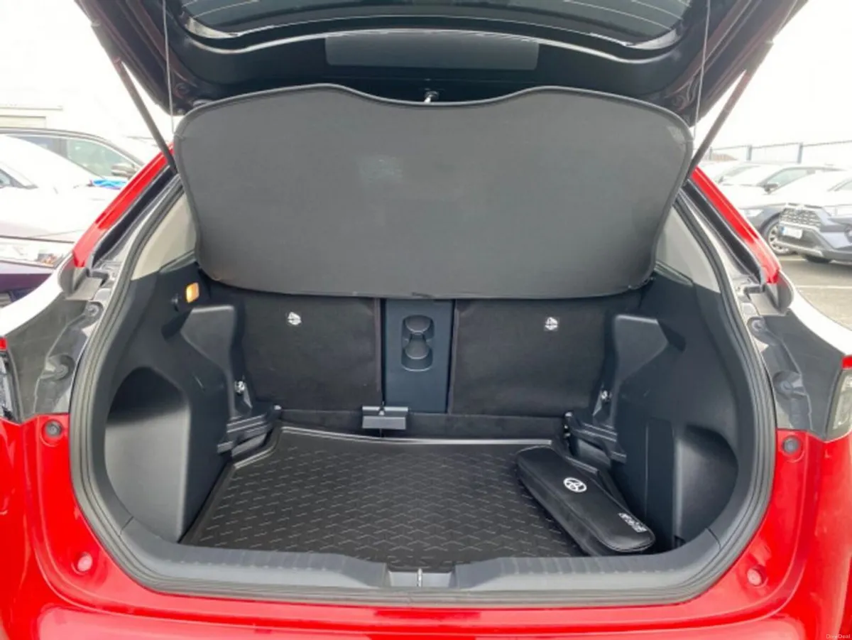 Toyota Yaris Cross 2022 - Image 4