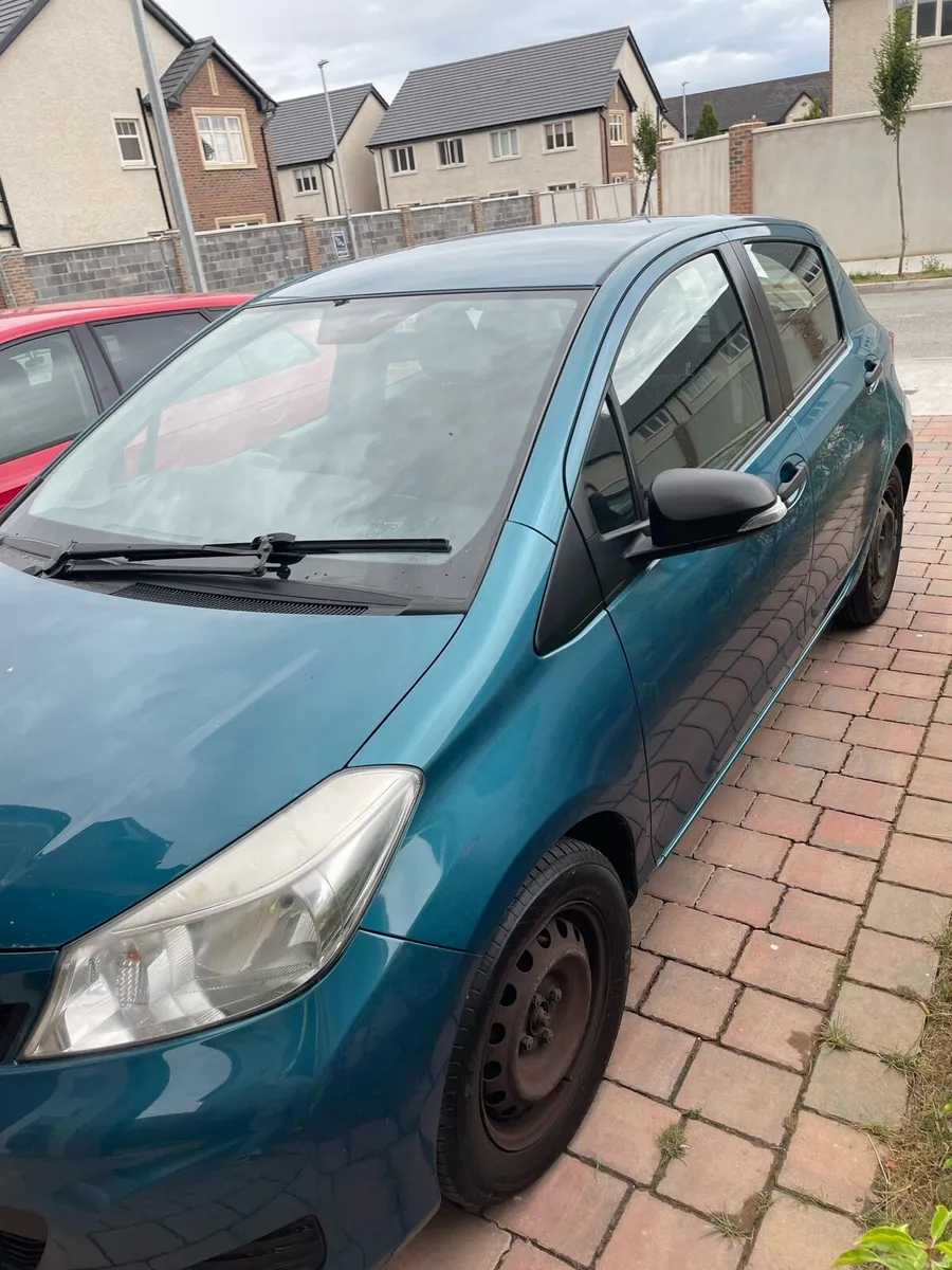 Toyota Yaris terra - Image 5