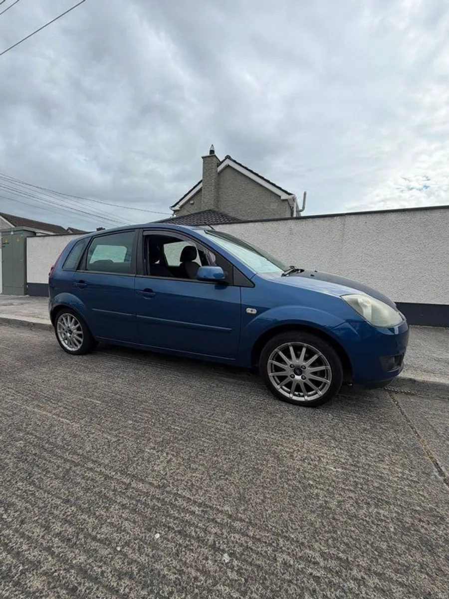 2008 Ford Fiesta - Image 4