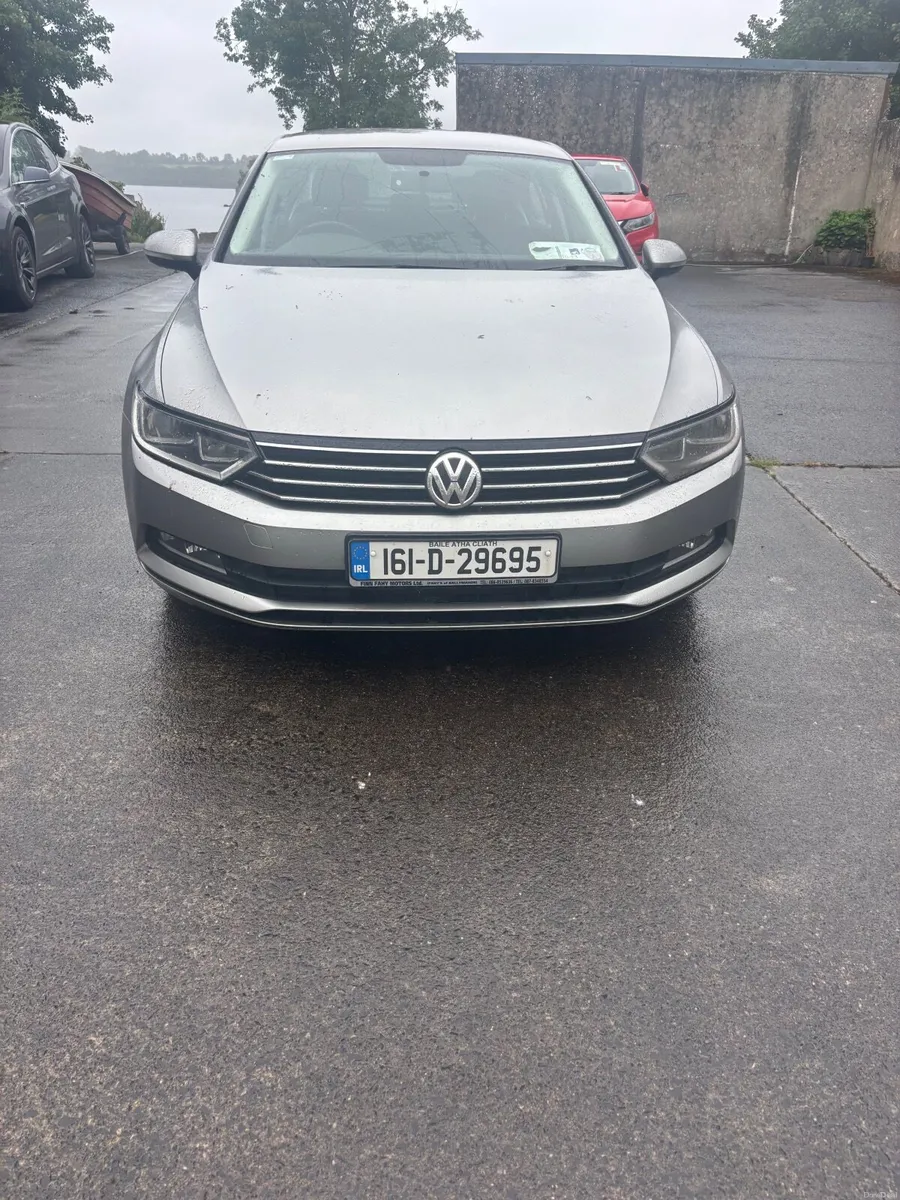 Volkswagen Passat 2016 - Image 4