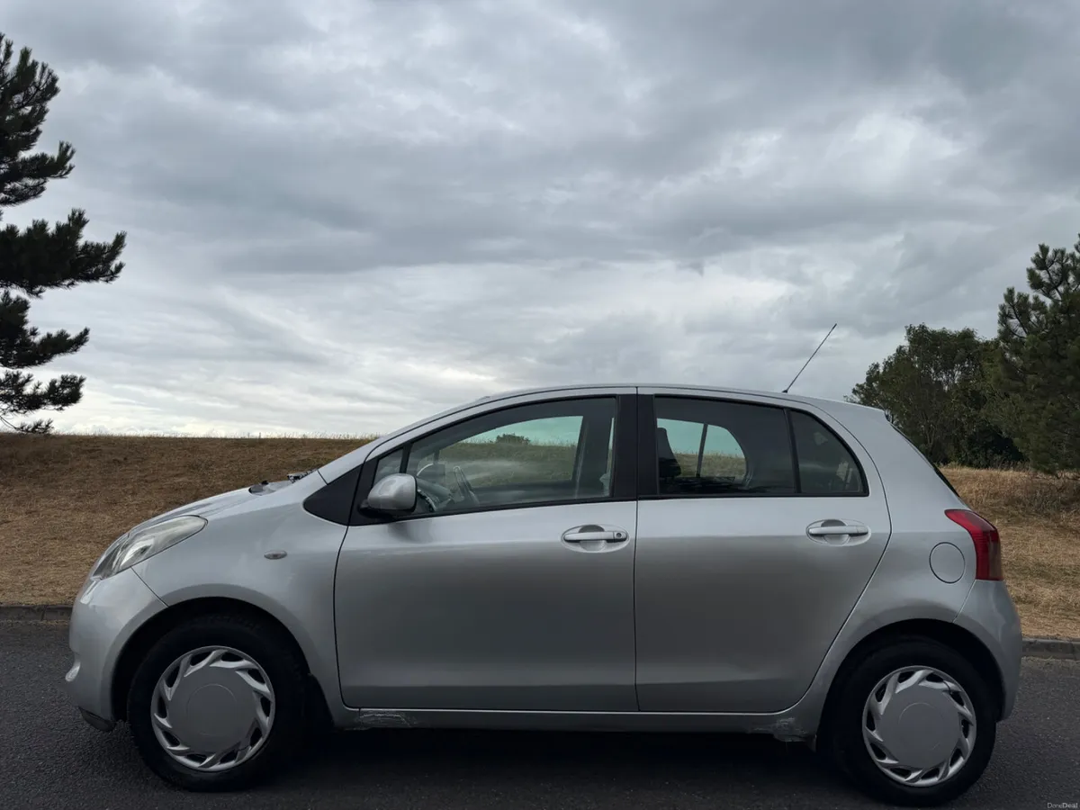 Toyota Yaris 2006 NCT08/27 - Image 4