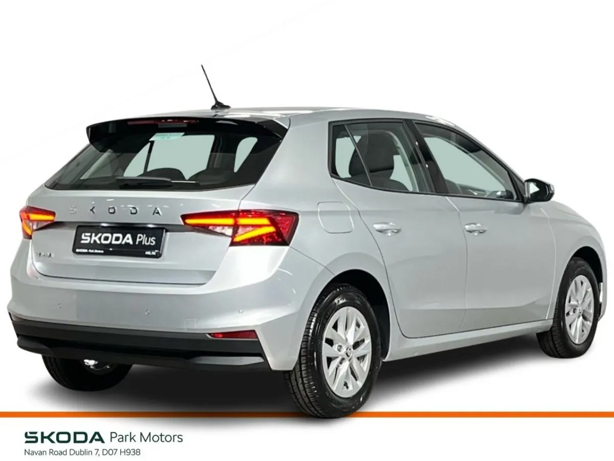 Skoda Fabia Selection 1.0MPI 80HP - Reversing Came - Image 3