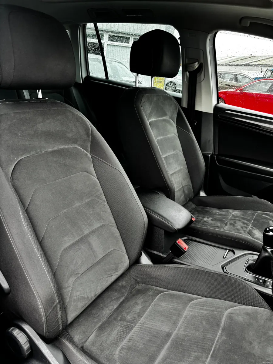 181 Volkswagen Tiguan R Line - Image 3