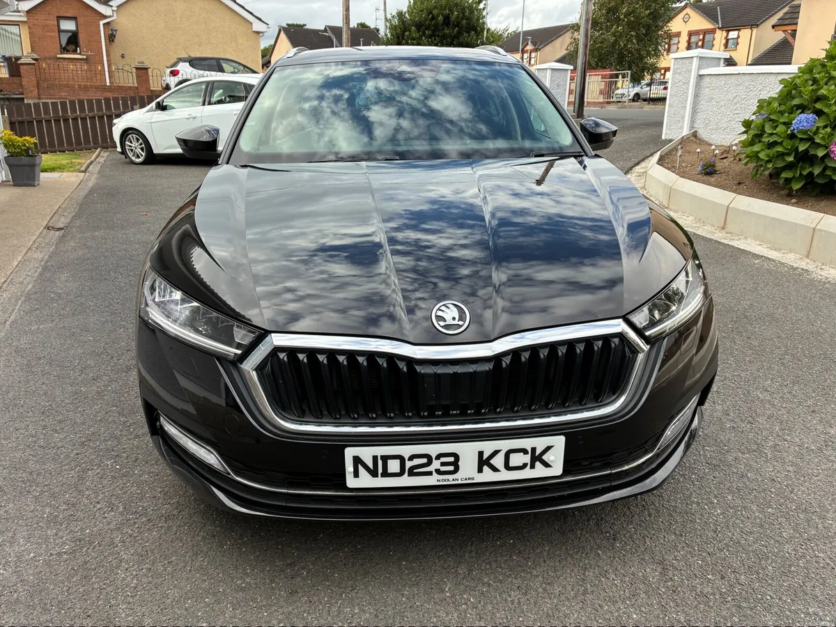 Skoda Octavia 2023 - Image 2