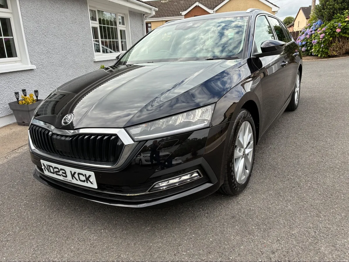 Skoda Octavia 2023 - Image 3
