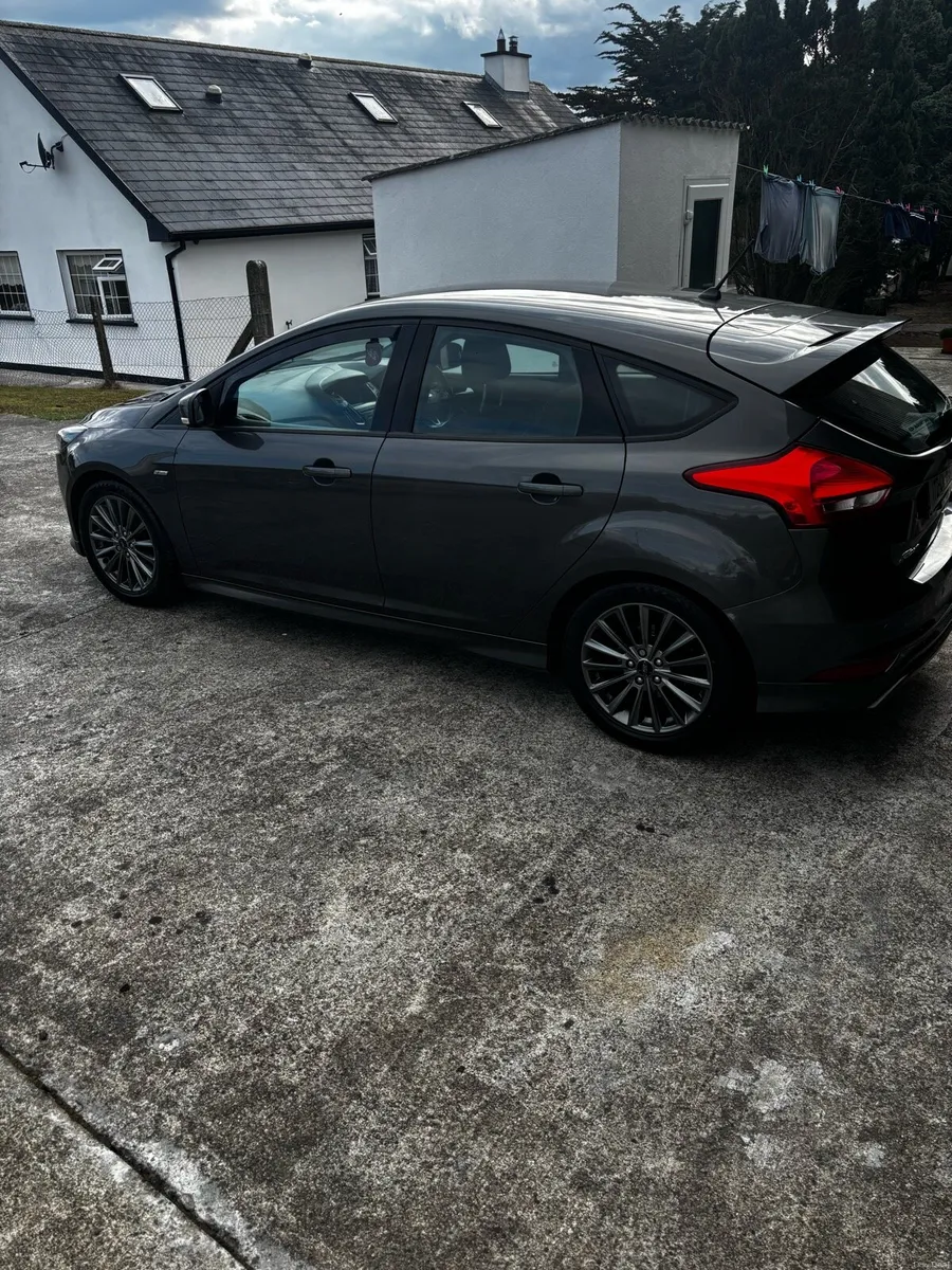 Ford Focus ST Line - Image 4