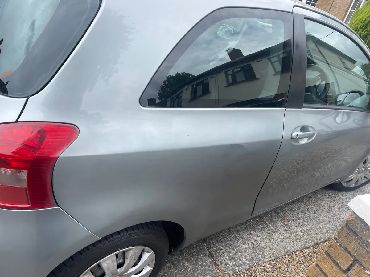 Toyota Yaris 2007 - Image 3