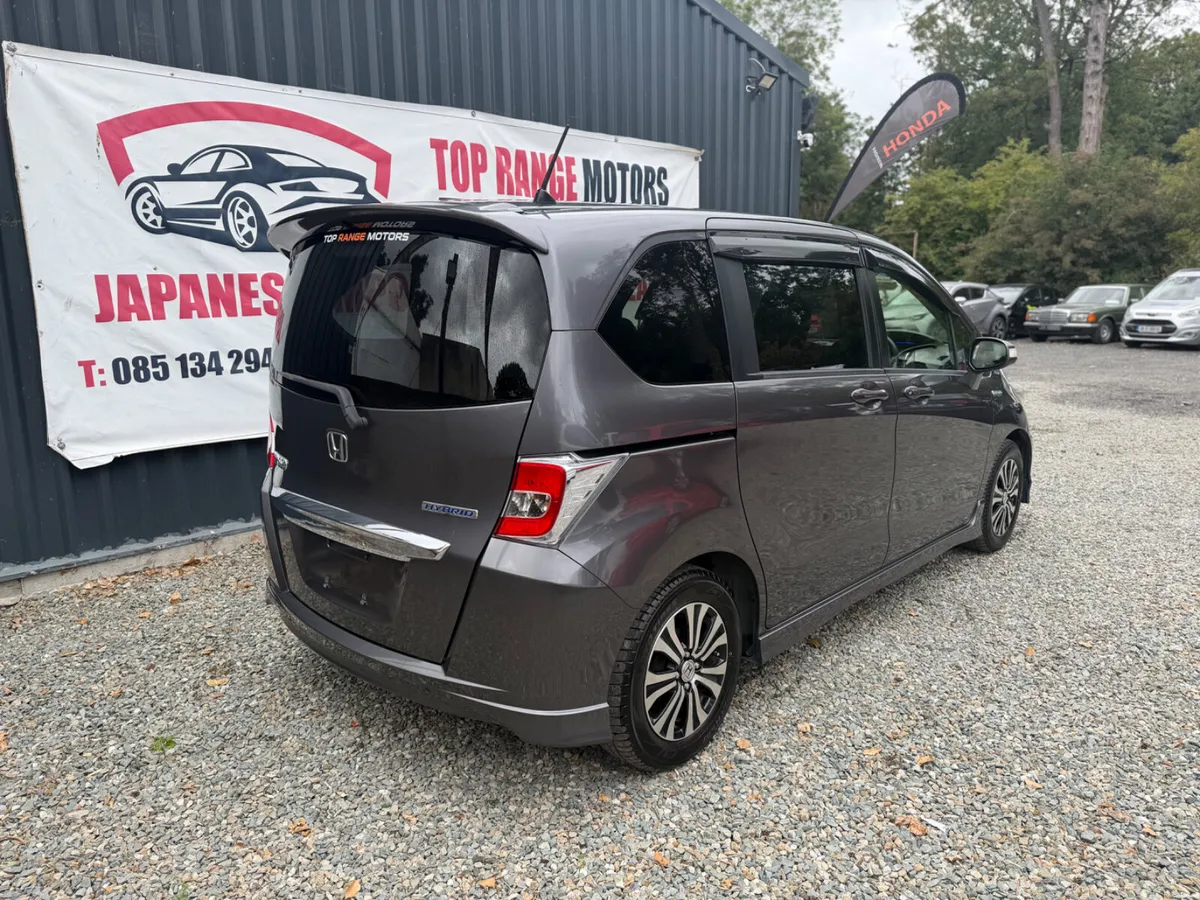 Honda  Freed 7 seater - Image 6