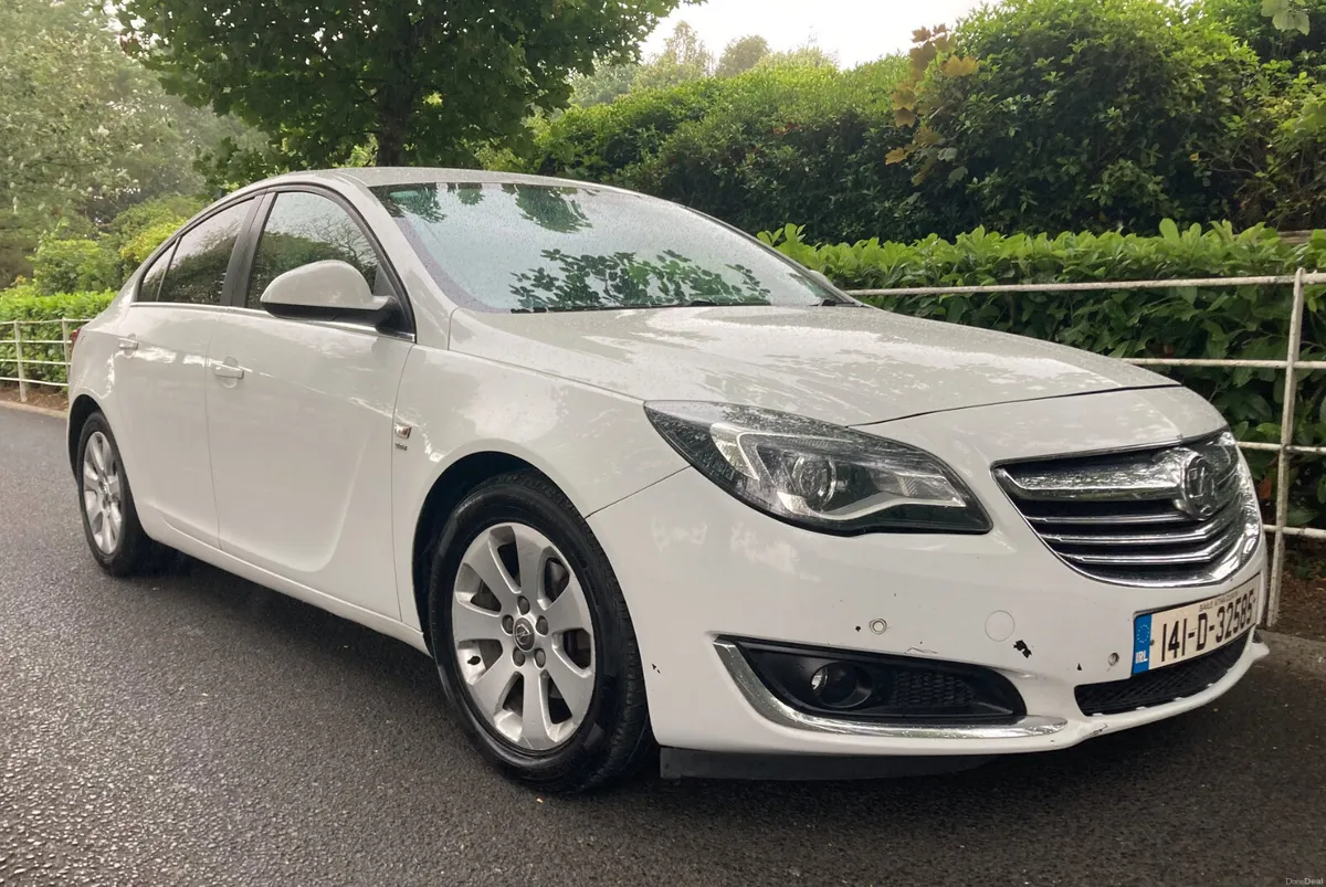 Opel Insignia 2.0 CTDI SRI EDITION NEW TEST - Image 1