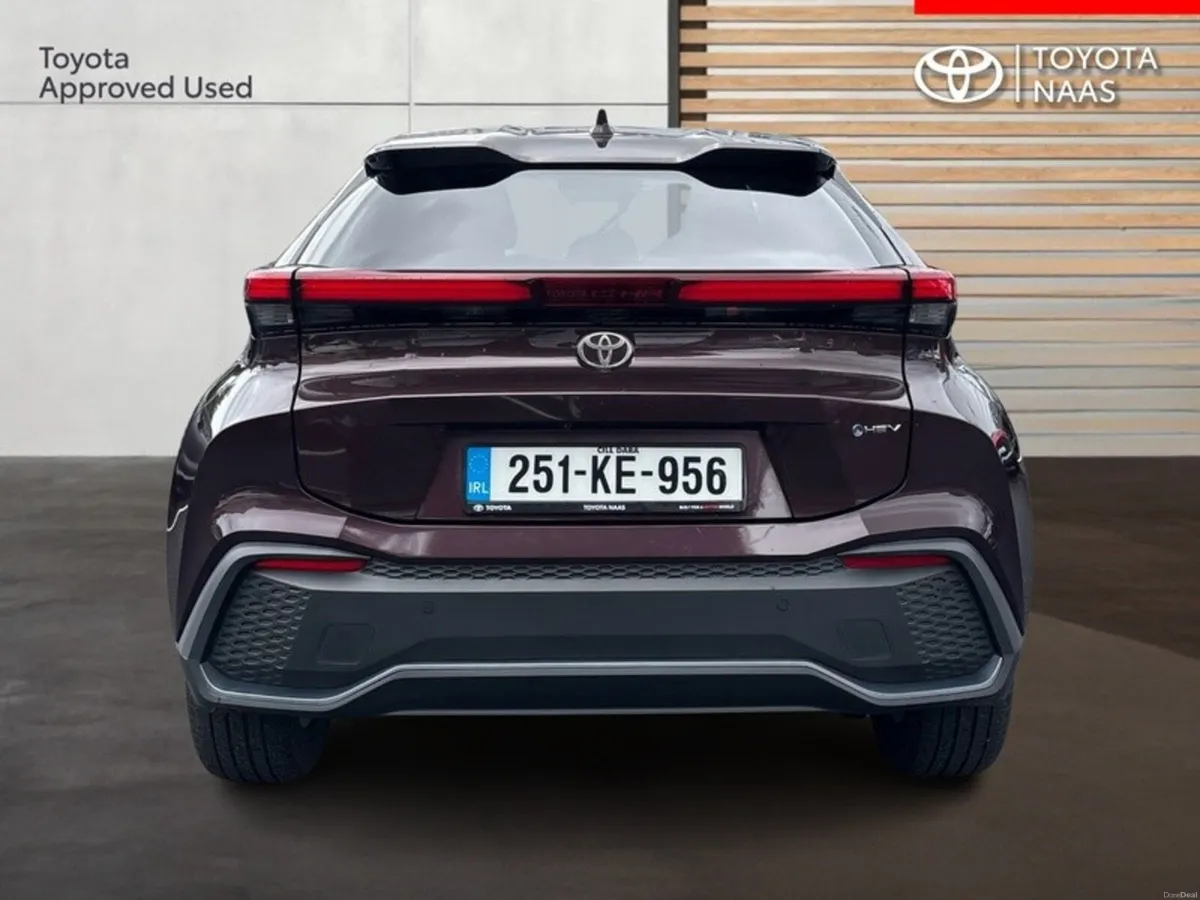 Toyota C-HR Hybrid Sport - Image 4