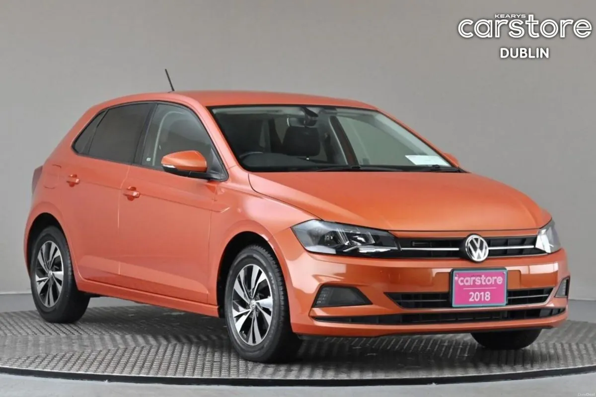 Volkswagen Polo 1.0 TSI DSG COMFORTLINE **CARPLAY* - Image 1