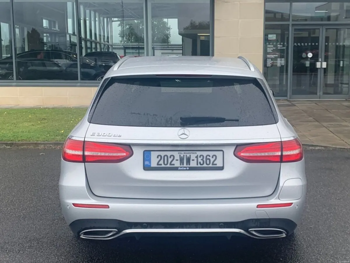 Mercedes-Benz E-Class 300de AMG Line *Estate, Low - Image 4