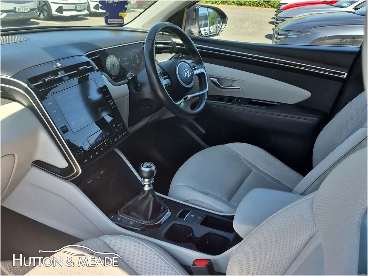 Hyundai Tucson Executive 1.6 Diesel 5dr - Image 5