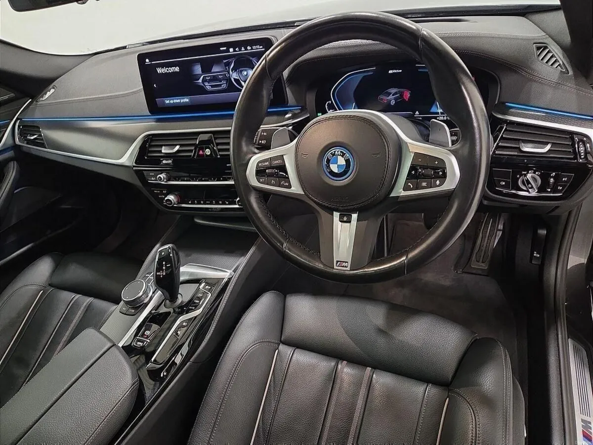 BMW 5-Series 530e xDrive M Sport Saloon - Image 6