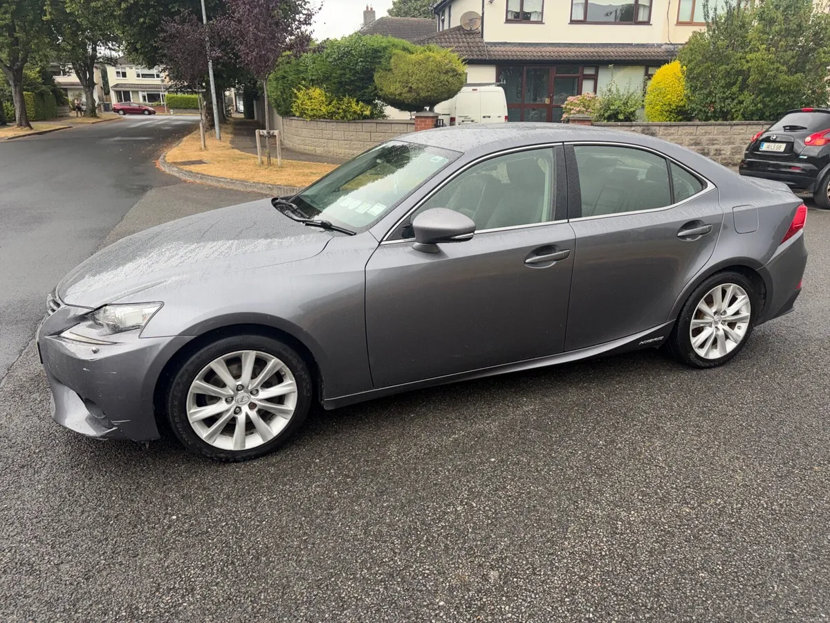 152 Lexus IS300  Nct 07/27 - Image 4