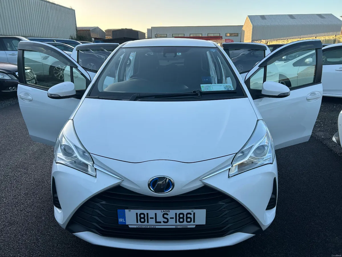2018 TOYOTA VITZ / YARIS 1.5 HYBIRD AUTOMATIC - Image 4
