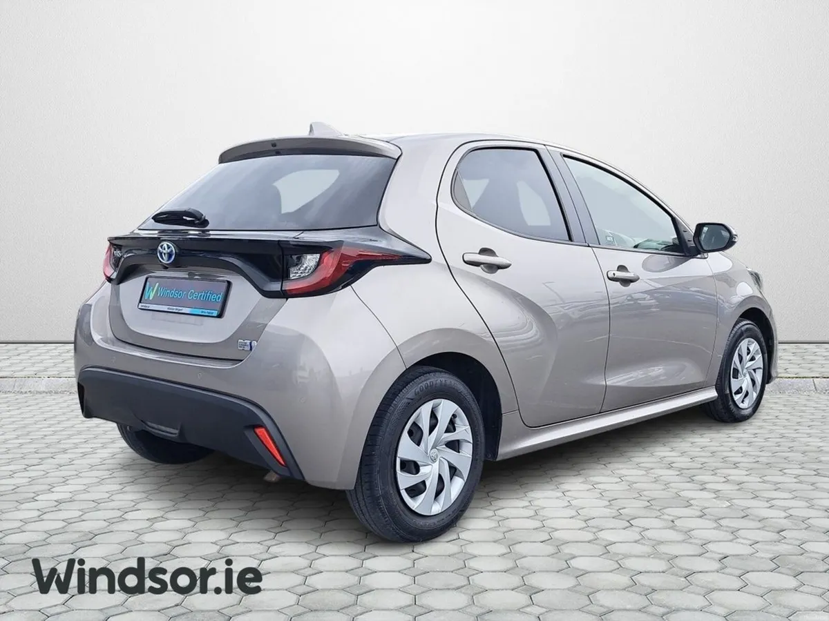 Toyota Yaris X AUTO - Image 2