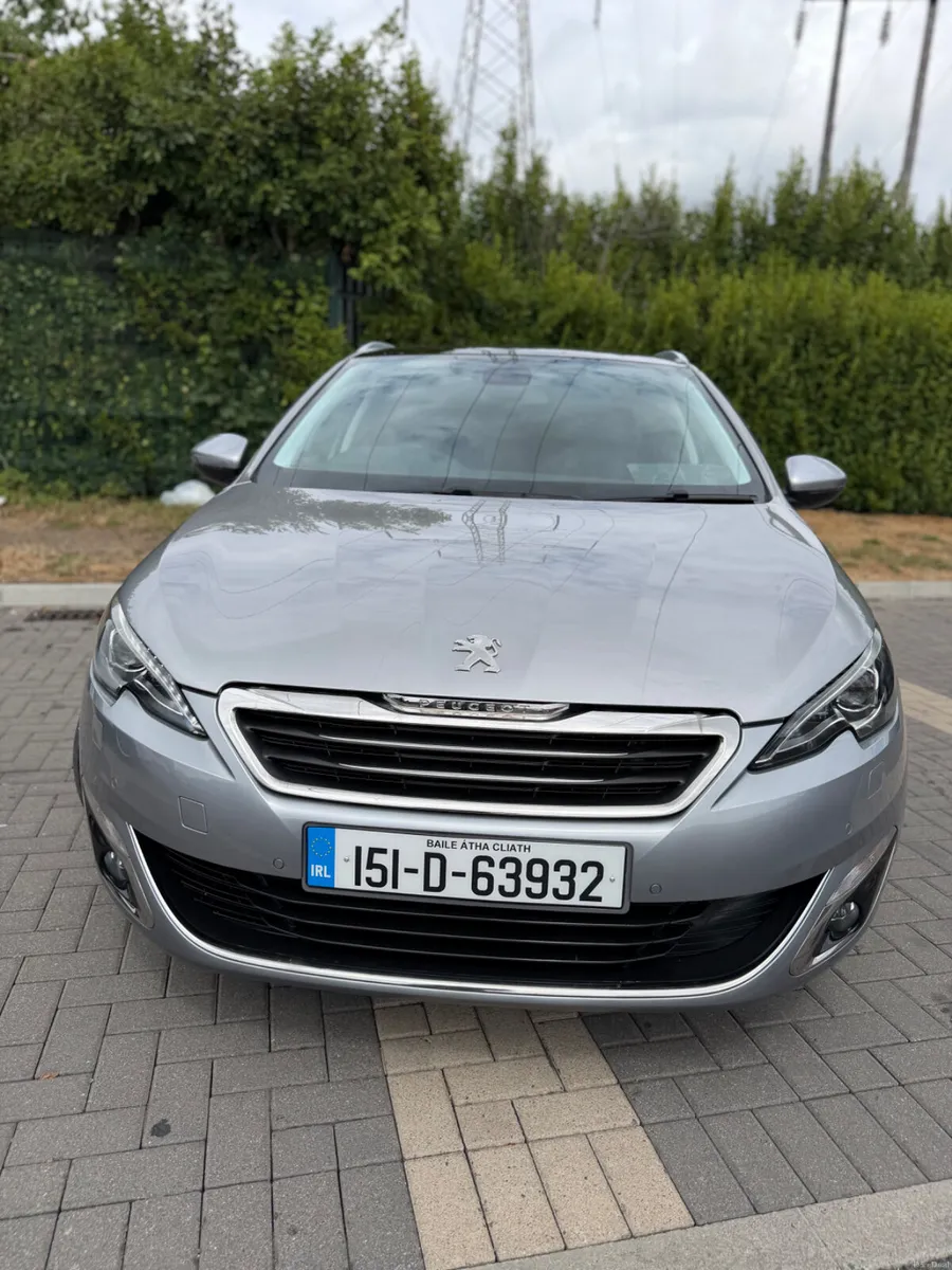 Peugeot 308 2015 - Image 2