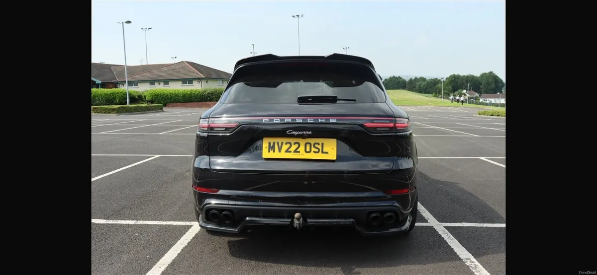 Porsche Cayenne 2022 - Image 2