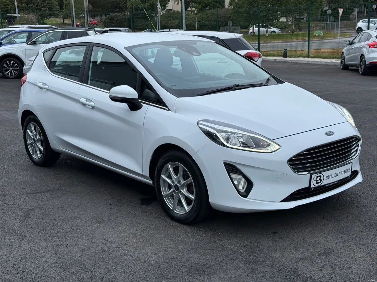 2017 Ford Fiesta 1.1L Zetec 5dr - Image 5