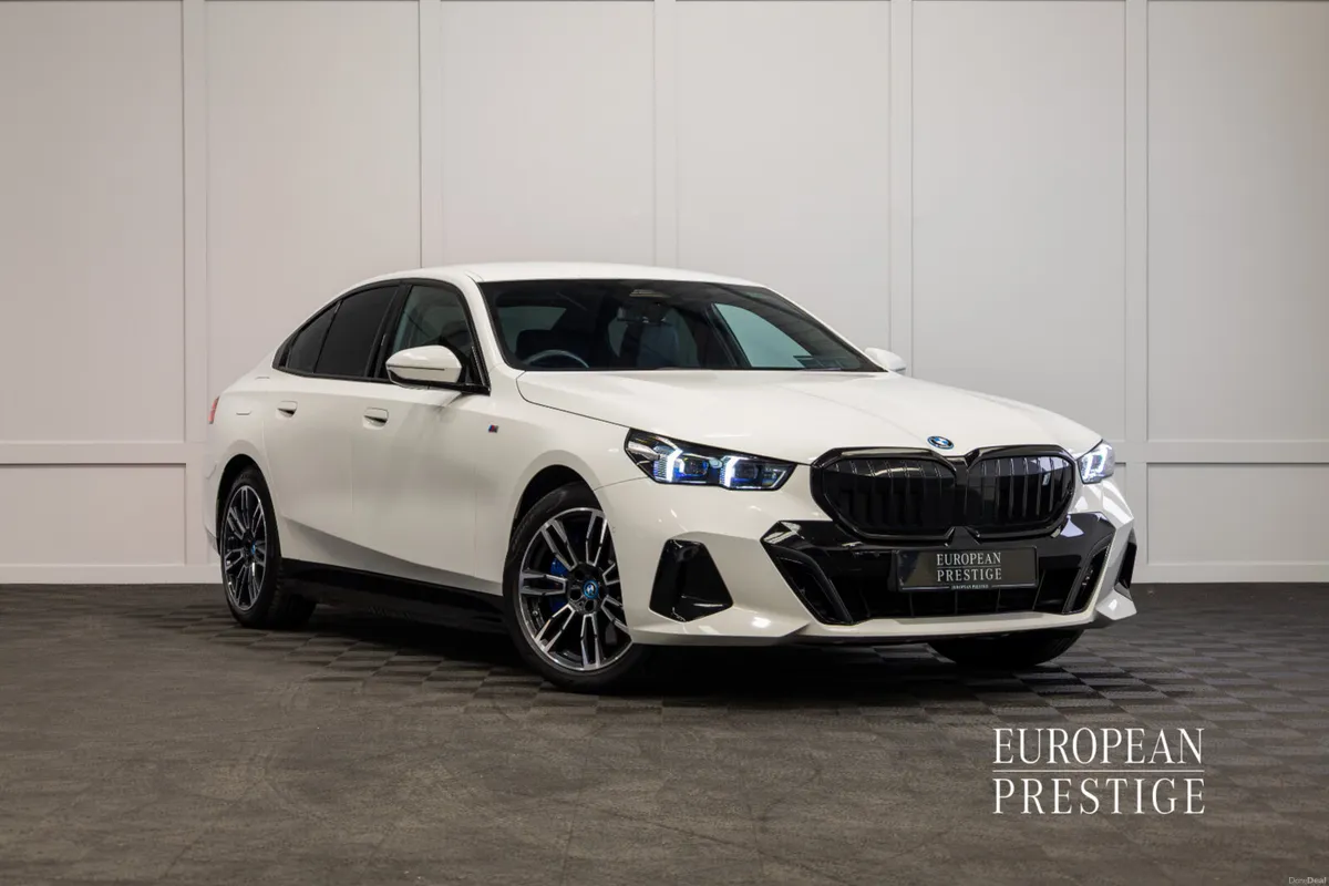 2024 BMW i5 eDrive40 M-Sport - Image 1