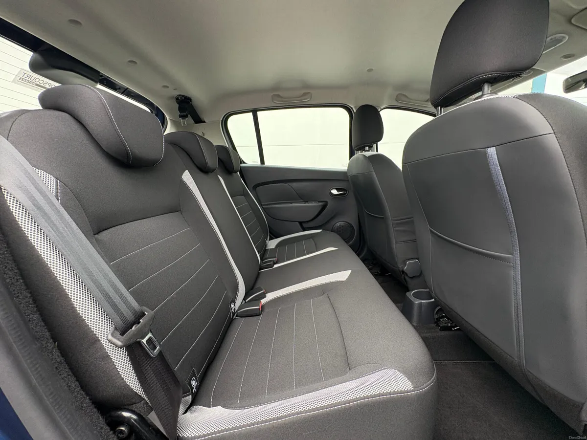 Dacia Sandero Stepway 2019 - Image 5