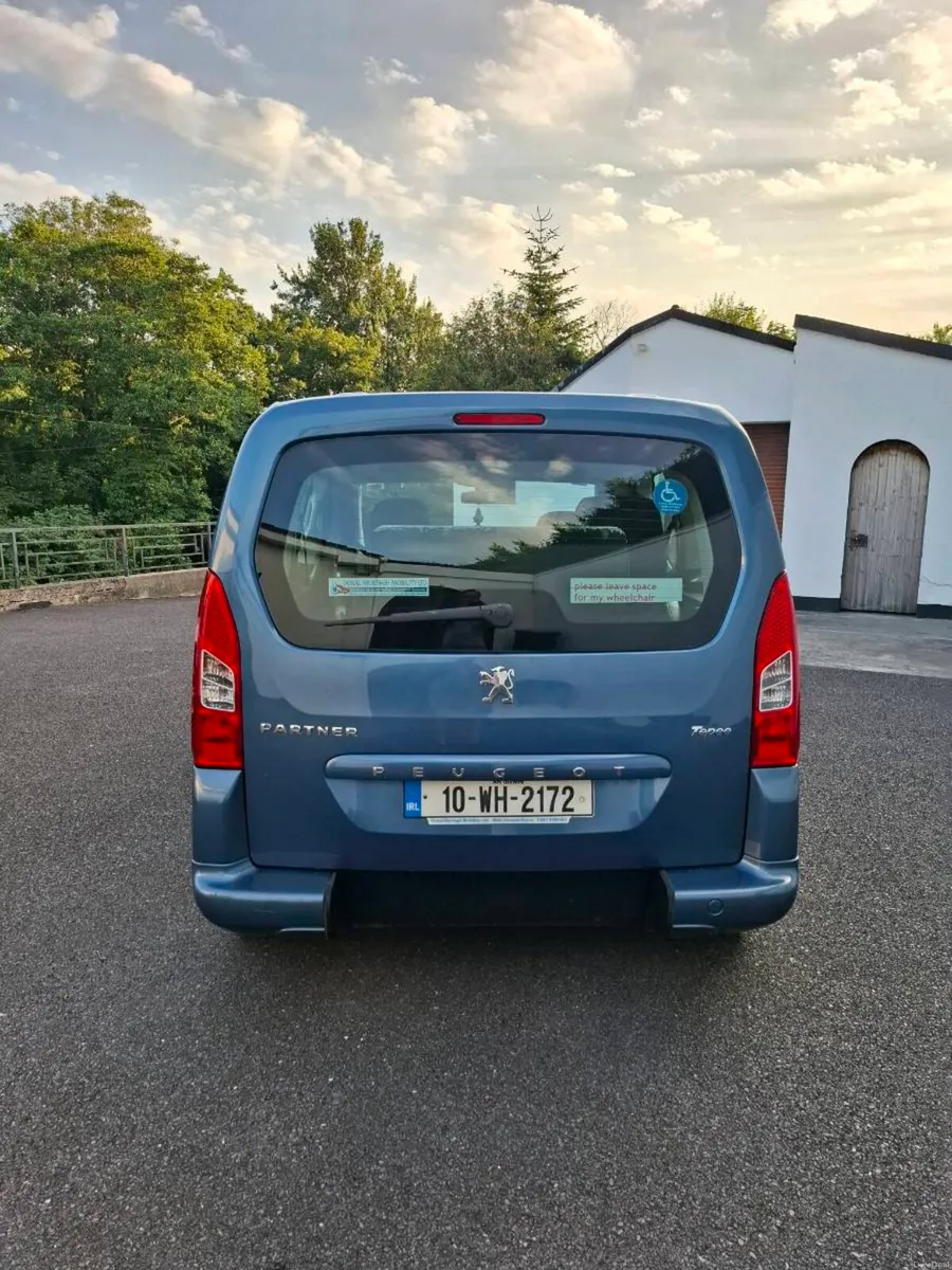 Wheelchair accessible peugeot partner - Image 4