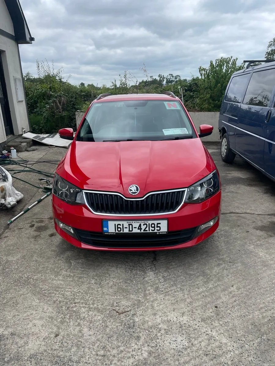 Skoda fabia estate Low mileage - Image 3