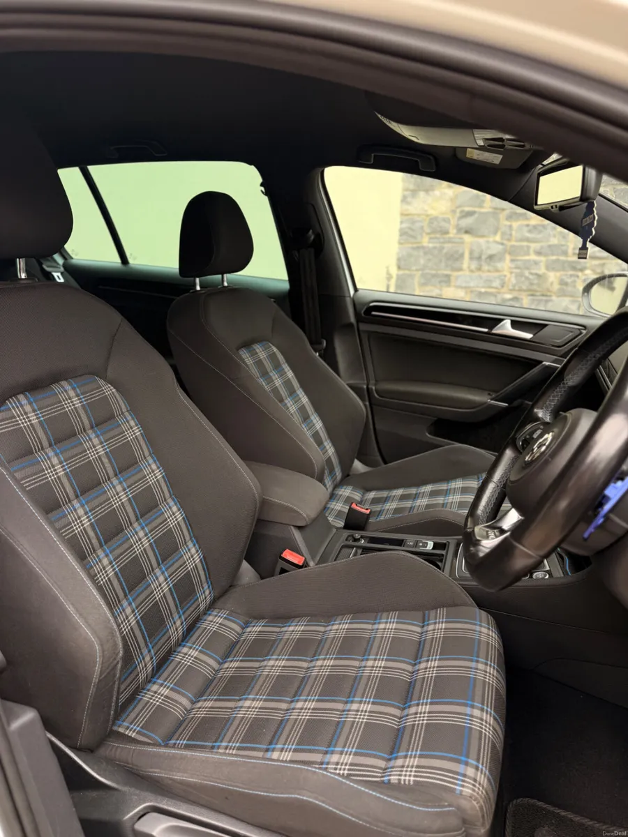 Volkswagen Golf 2016 GTE 1.4 Petrol NCT LOW KM - Image 4