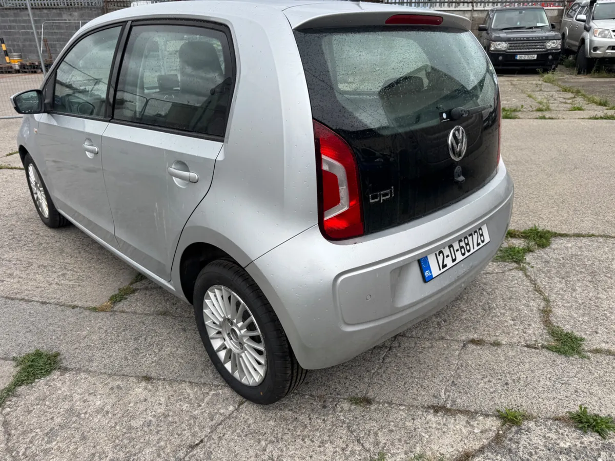 Volkswagen up! 2012 test and taxed - Image 3