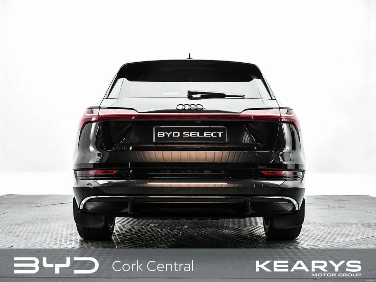 Audi e-tron 55 Quattro S Line Black Edition - Image 2