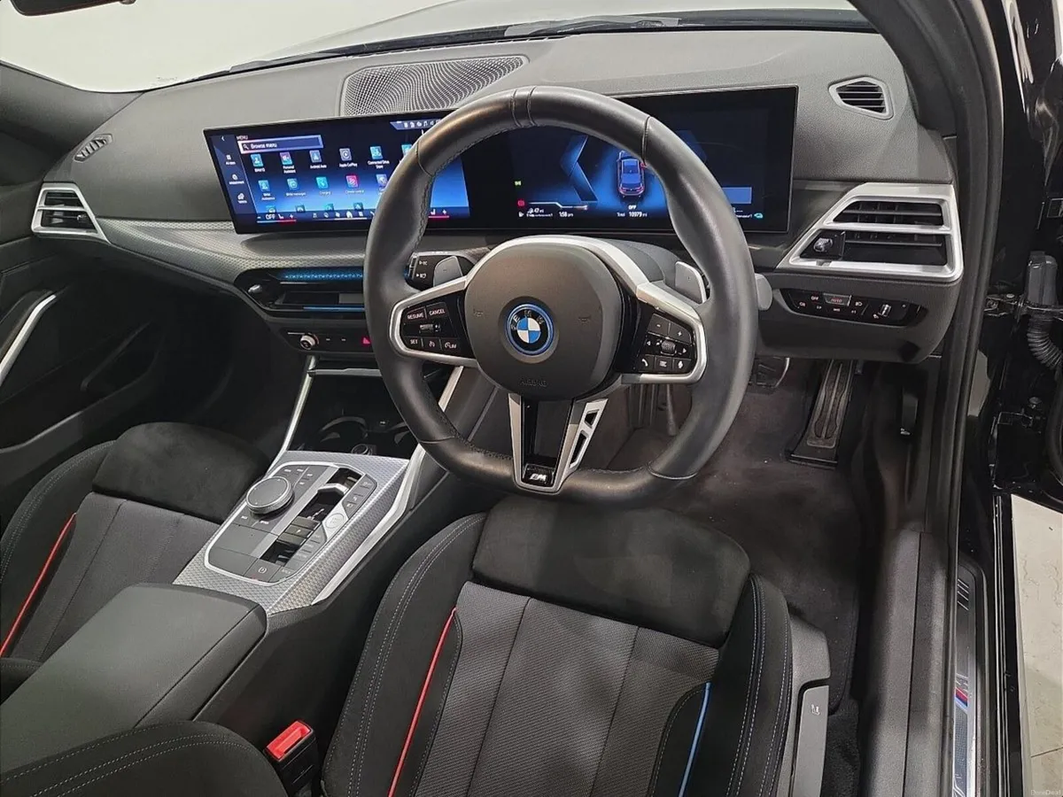 BMW 3-Series 330e M Sport Saloon - Image 6