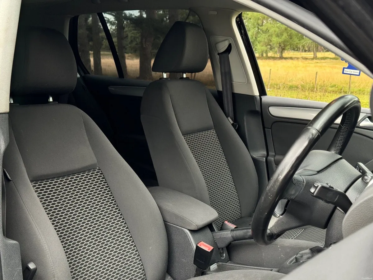 2013 VW Golf Automatic - Only 99,000 KMS, NEW NCT - Image 6