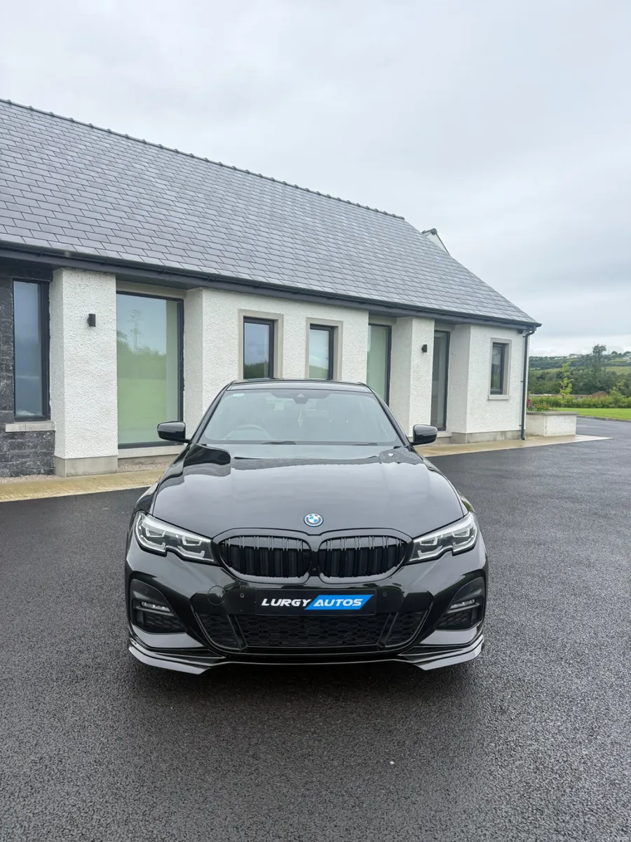 221 BMW 330E M SPORT - Image 2
